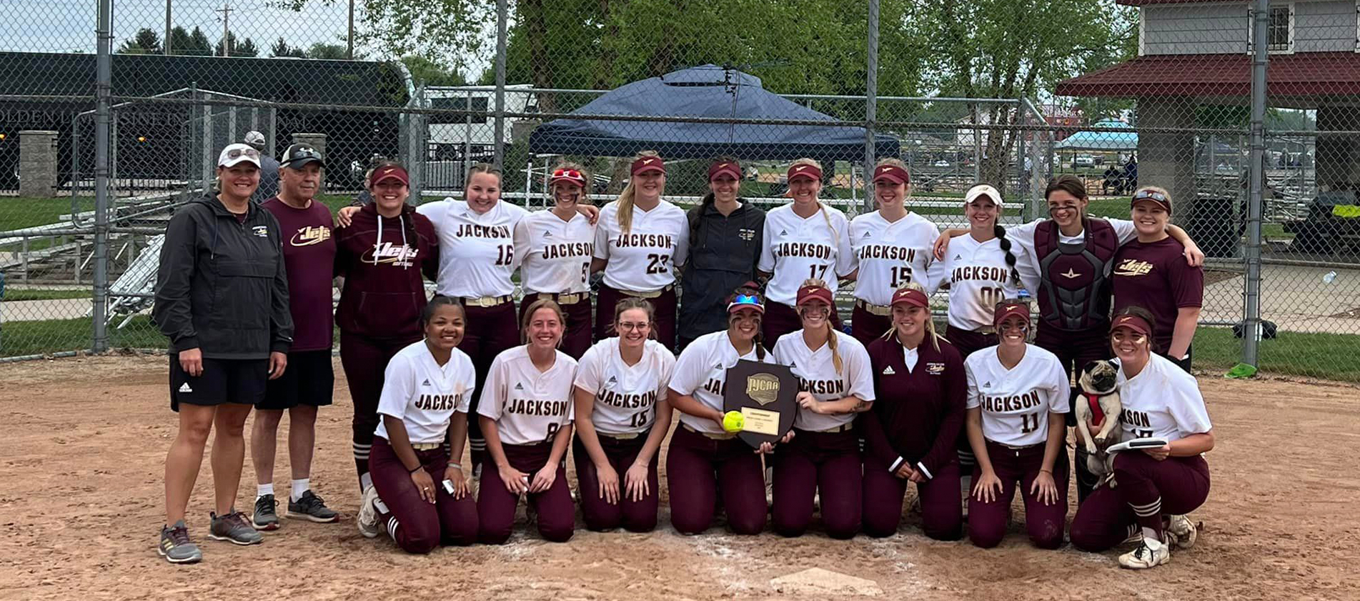 Softball makes return trip to World Series!